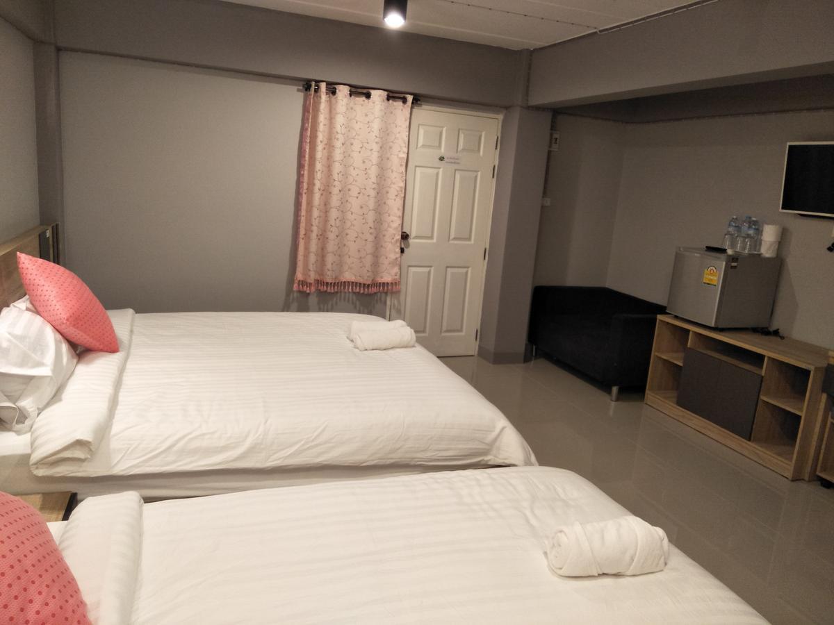 Rinrada Place Hotel Ubon Ratchathani Exterior photo