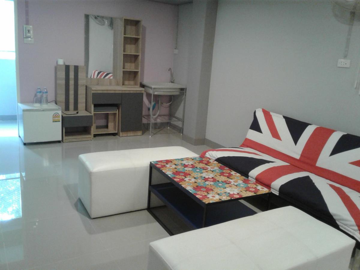 Rinrada Place Hotel Ubon Ratchathani Exterior photo