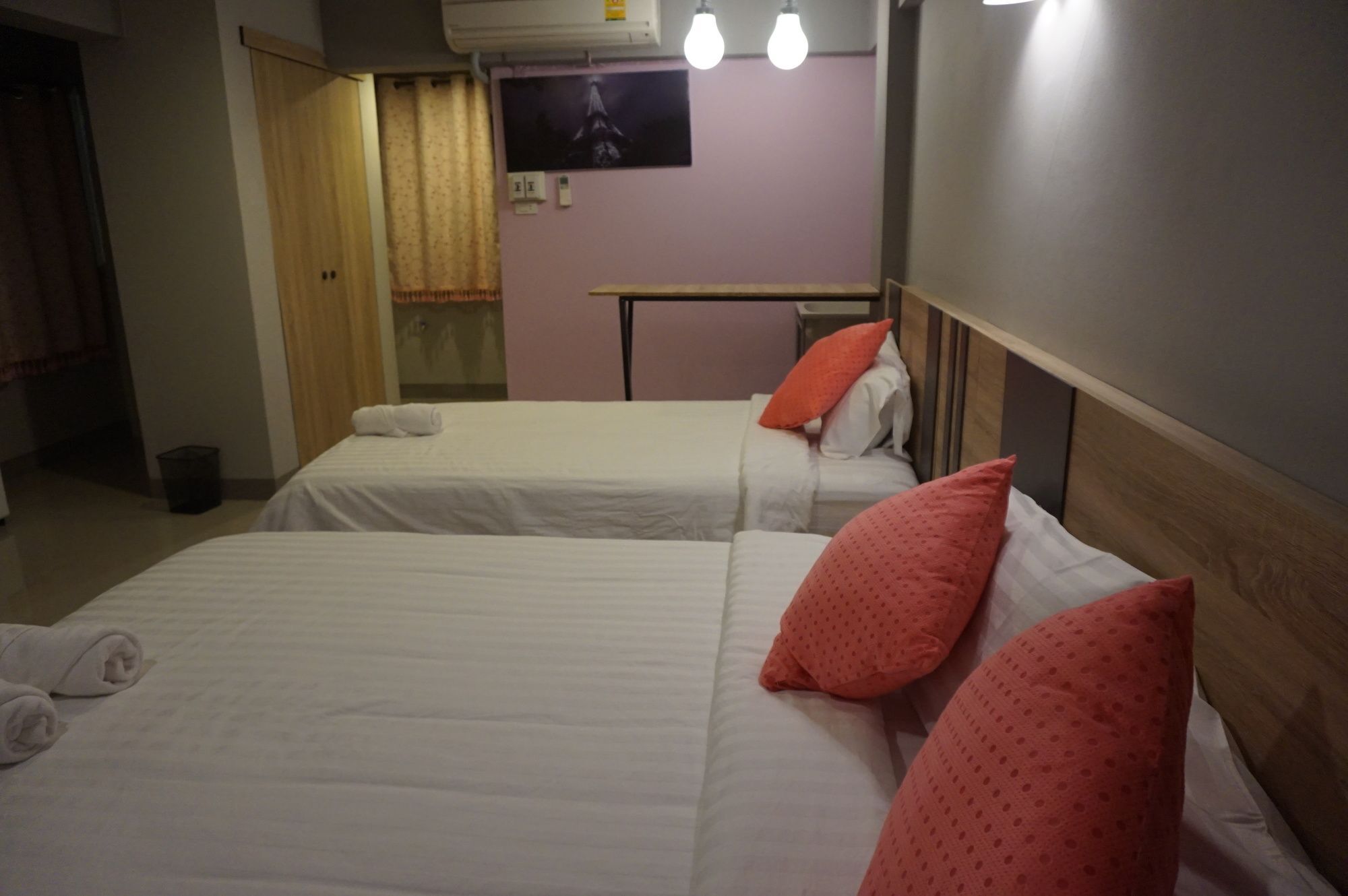 Rinrada Place Hotel Ubon Ratchathani Exterior photo