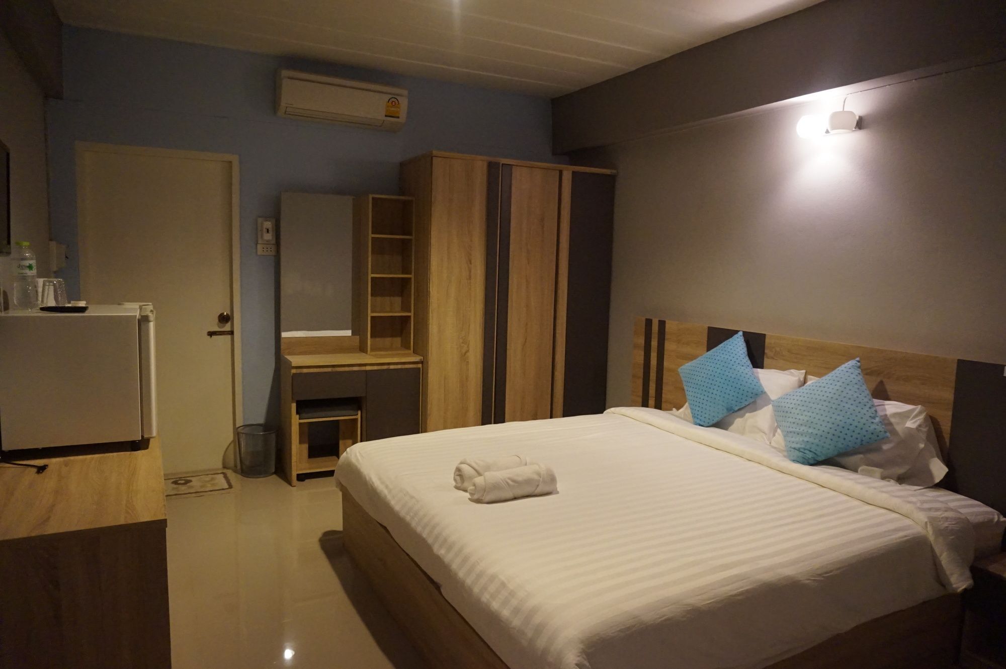 Rinrada Place Hotel Ubon Ratchathani Exterior photo