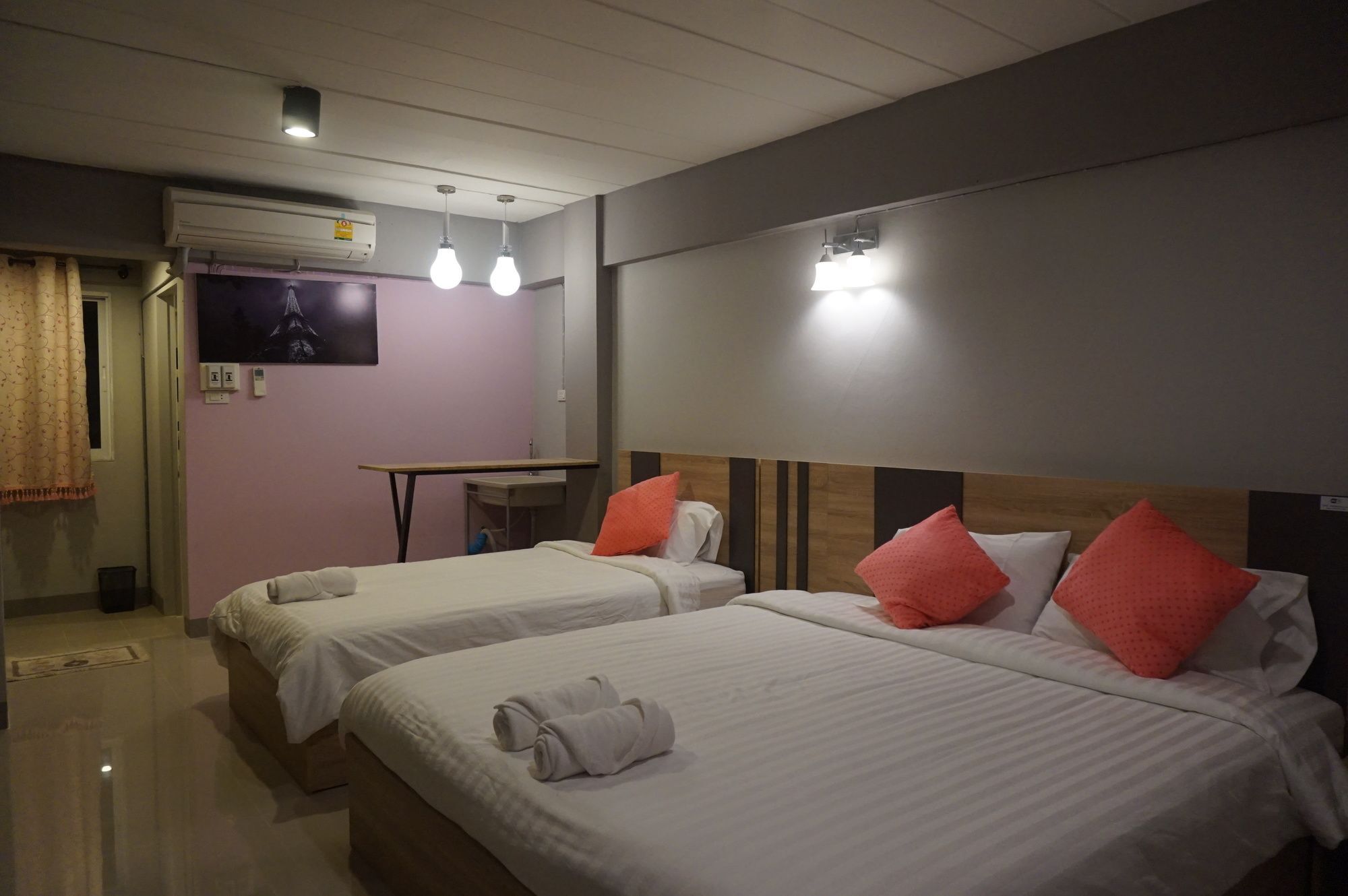 Rinrada Place Hotel Ubon Ratchathani Exterior photo
