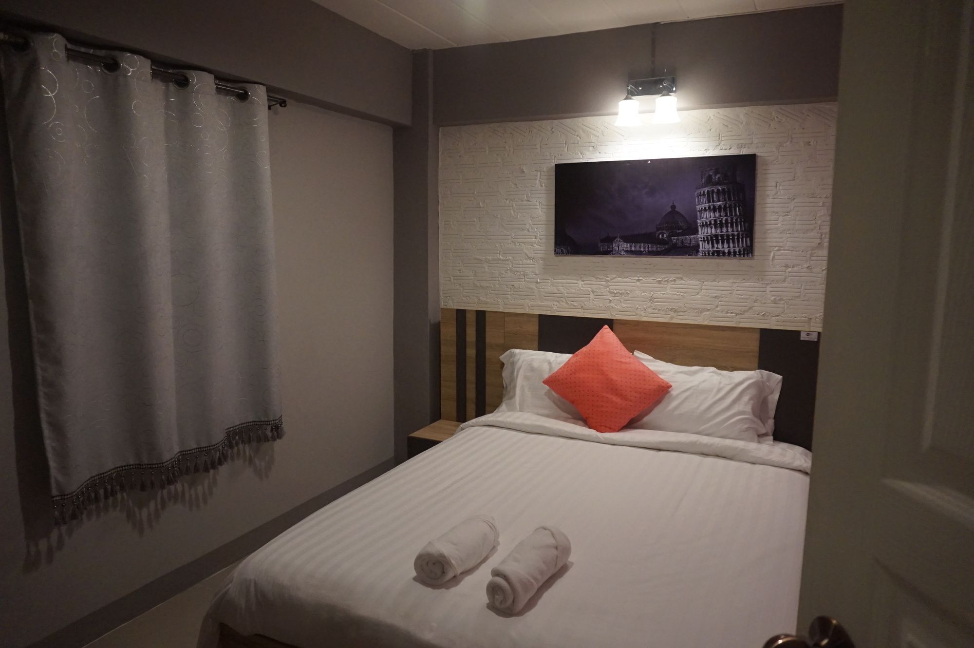 Rinrada Place Hotel Ubon Ratchathani Exterior photo