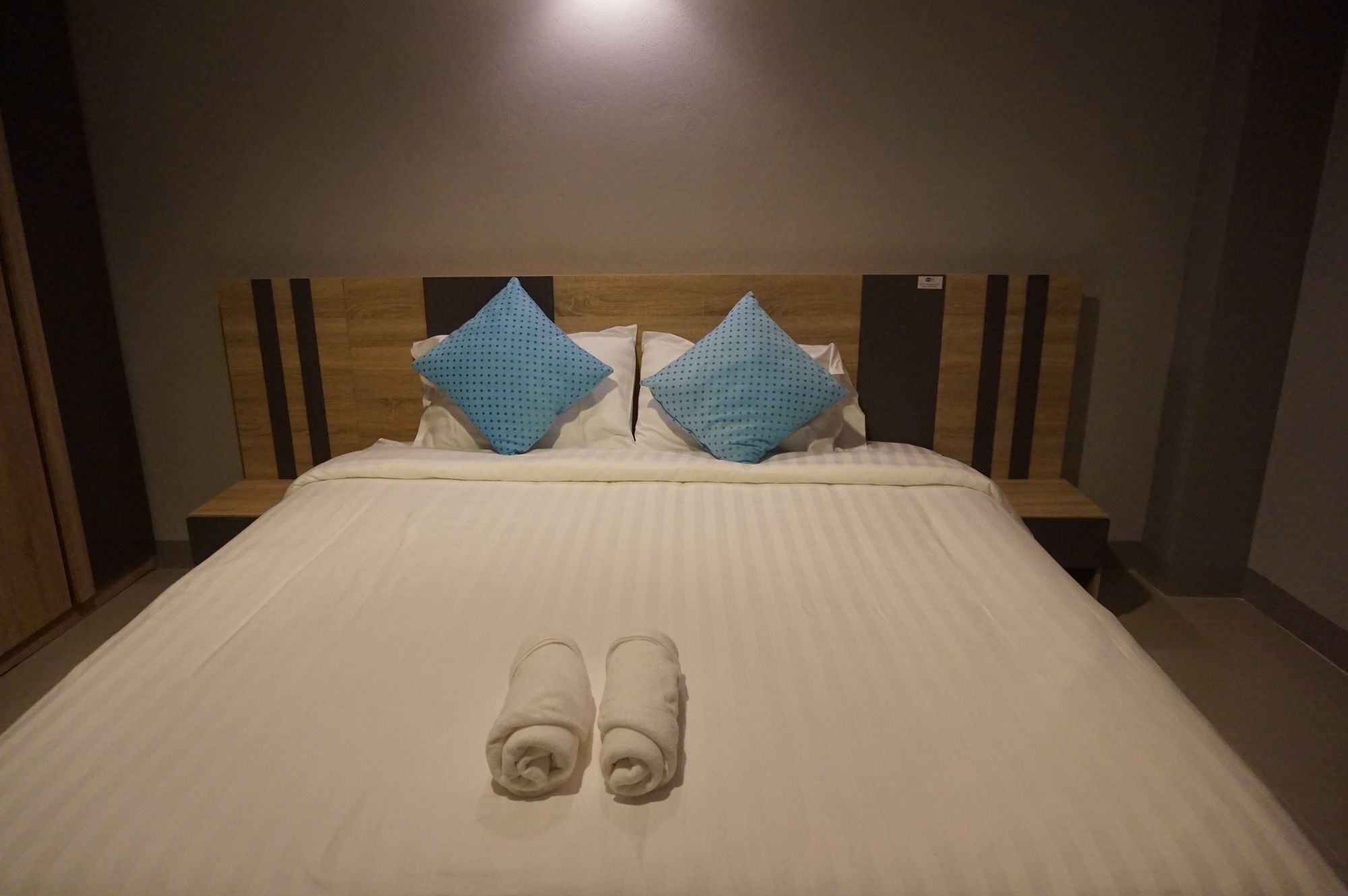 Rinrada Place Hotel Ubon Ratchathani Exterior photo