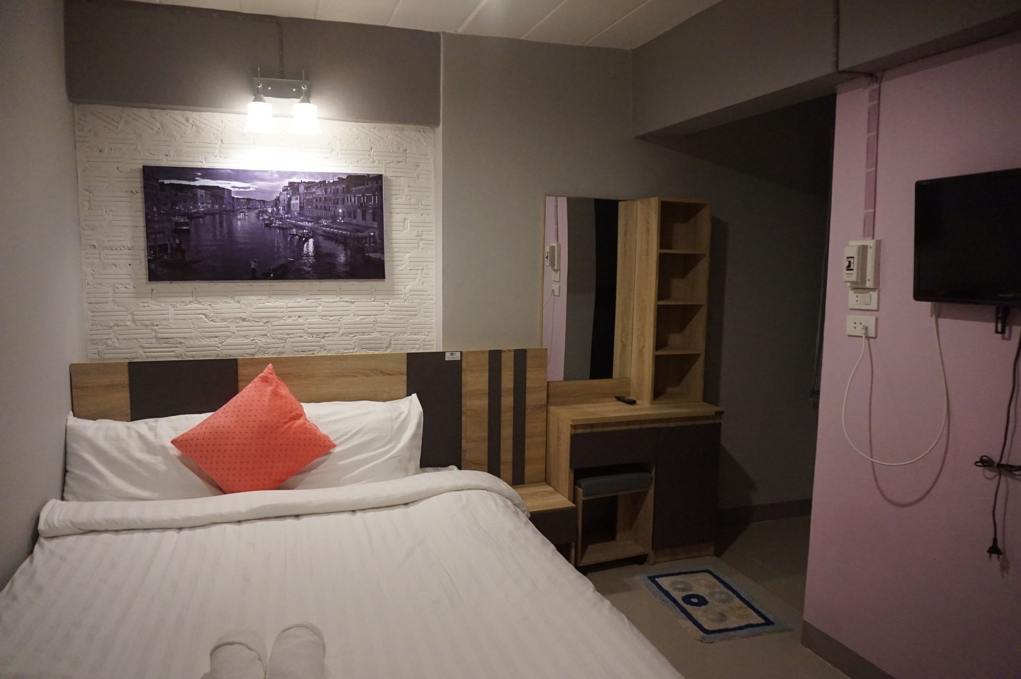 Rinrada Place Hotel Ubon Ratchathani Exterior photo